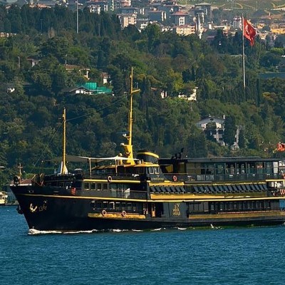 Bosphorus Brunch Cruise / Private Table & Live Music