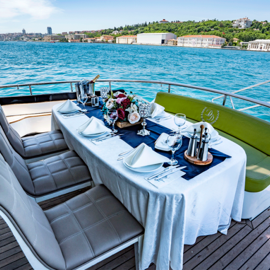 Luxury Private Yacht Rental (Denden7)