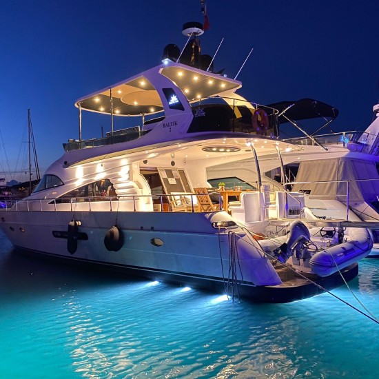 Luxury Private Yacht Rental (Baltık)